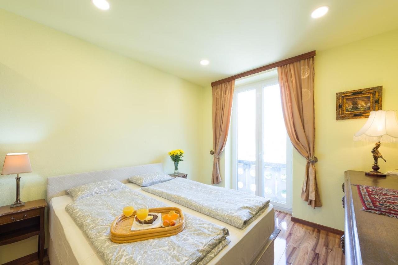 Apartments Antique ดูบรอฟนิก ภายนอก รูปภาพ